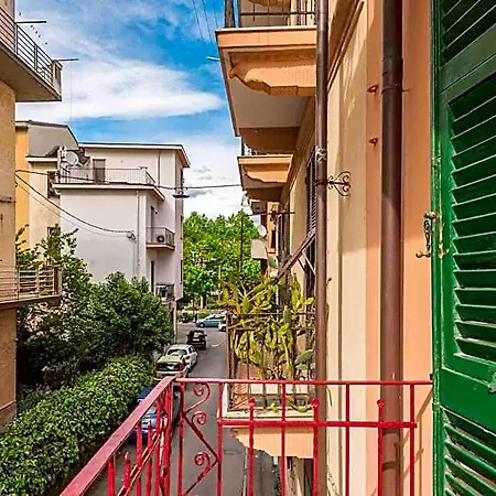Apartment Yellove